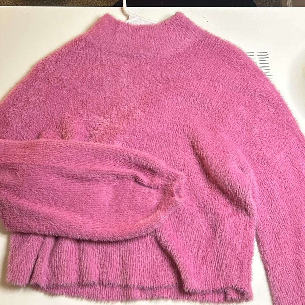 Brand: Truth by Republic
Color: Pink
Size: Women’s Small